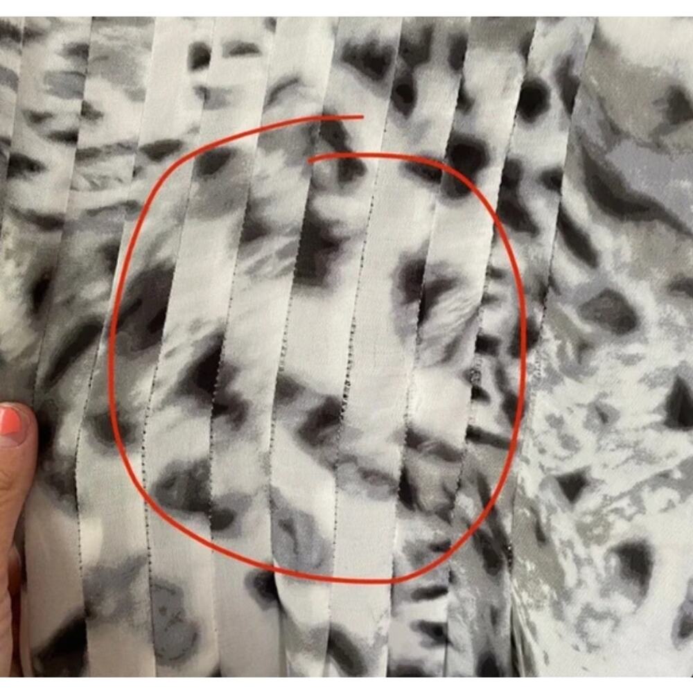 Parker Leopard Print Button Front Blouse Small - image 7